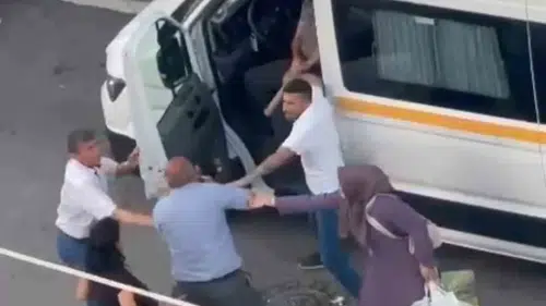 Pursaklar pazar yerinde laf atma kavgası kanlı bitti