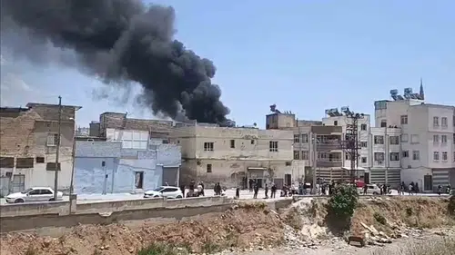 Şanlıurfa’da depo yangını mahalleliyi sokağa döktü