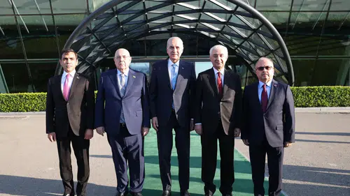 Kurtulmuş Bakü yolcusu