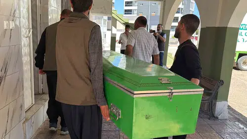 Siverek’te üç kardeşin cenazesinde gözyaşları sel oldu