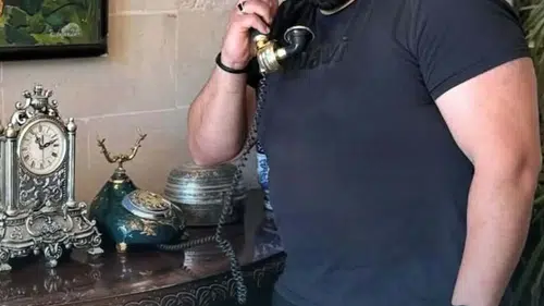 Dilan Polat’ın koruması Alaçatı’da silahlı saldırıya uğradı