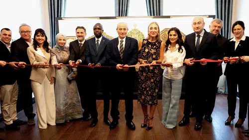 Tarihi yalıda geleneksel sanat esintisi