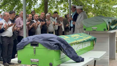Bayram yolunda feci kaza Samsunlu aileyi parçaladı