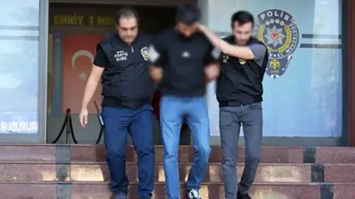 Isparta polisi uzun süredir aranan hükümlüyü operasyonla yakaladı