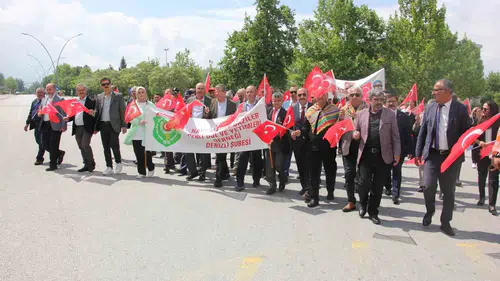 Denizli 33 şehidini unutmadı