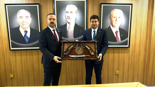 Bahadır Emirler Ankara turunda Devlet Bahçeli ile bir araya geldi