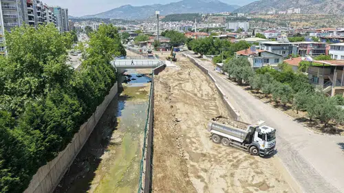 Aydın trafiğini rahatlatacak köprü ve yol çalışması hız kazandı