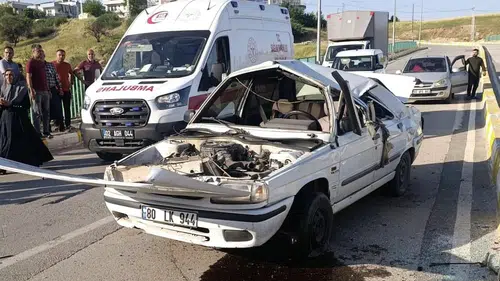 Adıyaman'da trafik kazası Bir kişi hastaneye kaldırıldı