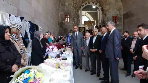 Erzurum’un el emeği eserleri Çifte Minareli Medrese’de buluştu