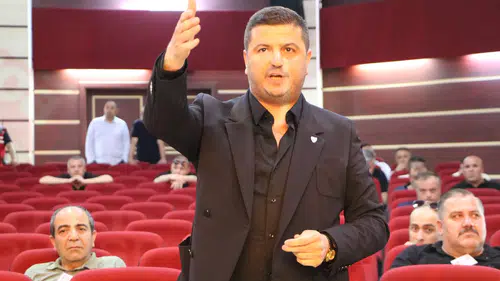 Boluspor kongresinde gergin seçim Erdal Bayrak güven tazeledi