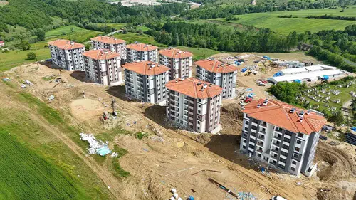 Samsun Kavak'ta TOKİ evleri sahiplerini buluyor