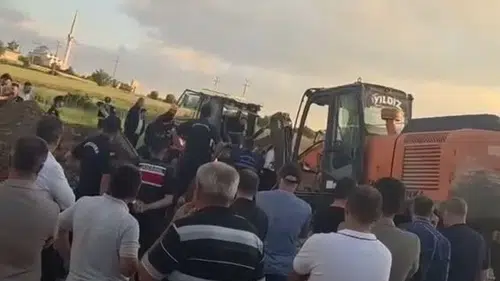 Kastamonu'da kanalizasyon çukurunda can pazarı