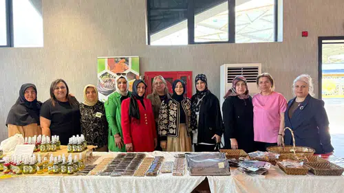Karabüklü kadınlar ürettiklerini şehre tanıtıyor