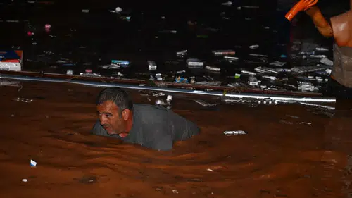 Kırşehir’de ani sağanak hayatı felç etti