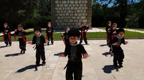 Miniklerden Bilecik’te Kazak rüzgarı
