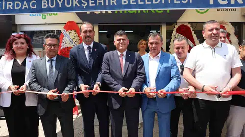 Muratlı halkı uygun fiyatlı alışveriş için TEK Market ile buluştu