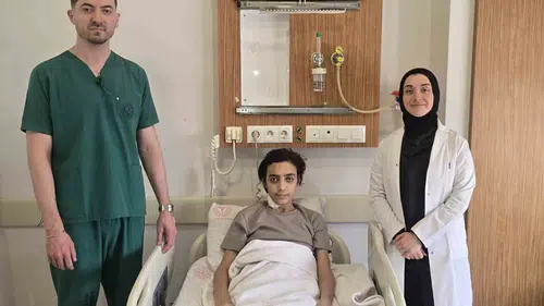 Şanlıurfa'da burundan girilerek dev tümör operasyonu yapıldı