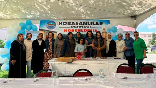 Erzurumda dayanışma sofrası kuruldu