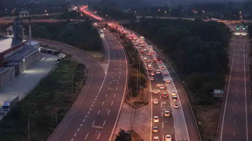 Tatil dönüşü Düzce trafiği sürücüleri terletti