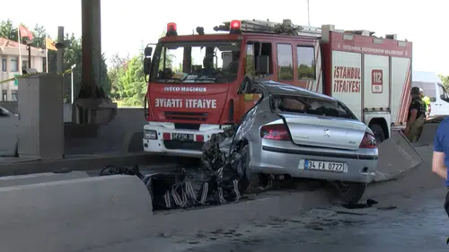 Tuzla’da gişelerde feci kaza 29 yaşındaki sürücü hayatını kaybetti