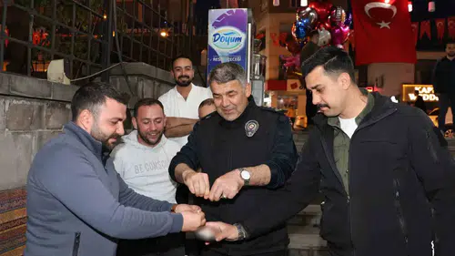 Erzurum’da emniyet müdürünün tavsiyesi sigarayı bıraktırdı