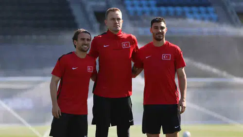 A Milli Takım Paraguay karşısında sahaya karakter koyacak