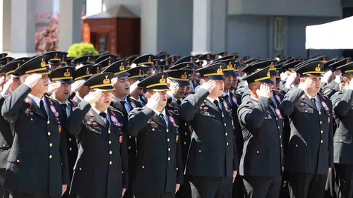 Zonguldak Jandarma kutlamalarında Gaddar şov yaptı