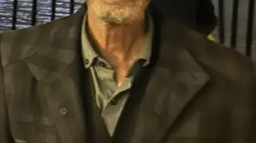 Fırat Üniversitesi yakınlarında bulunan yaşlı adam ailesine kavuştu