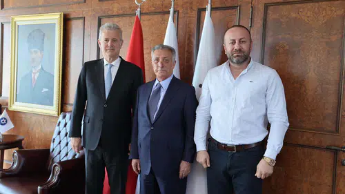 Ahmet Nur Çebi Altay’ın kurtuluş reçetesi için masaya oturdu