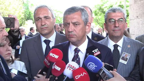 CHP’de olağanüstü kurultay için imzalar toplanmaya başladı