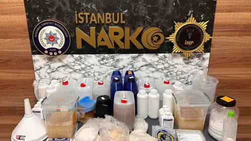 Bayrampaşa'daki evden 30 kilo metamfetamin çıktı