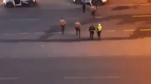 Başakşehir’de iş yerine düzenlenen silahlı saldırıda bekçiler devreye girdi