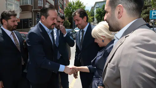 AK Parti sahaya indi hedef 2028 seçimi