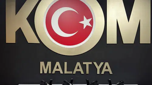 Malatya sokaklarında silah temizliği