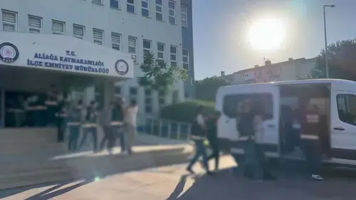 İzmir merkezli kaçakçılık ağını polis çökertti