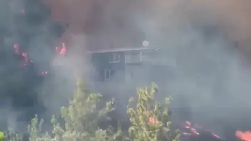 Kumluca'da orman yangını paniği Yazır Mahallesi boşaltılıyor