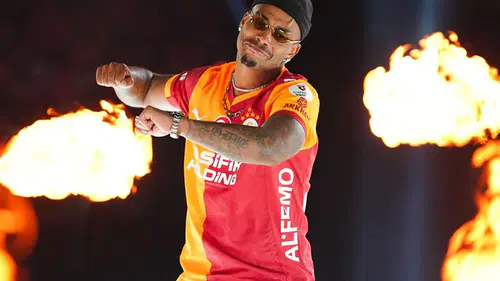Galatasaraylı taraftarları heyecanlandıran gizemli mesaj: Ne demek istedi