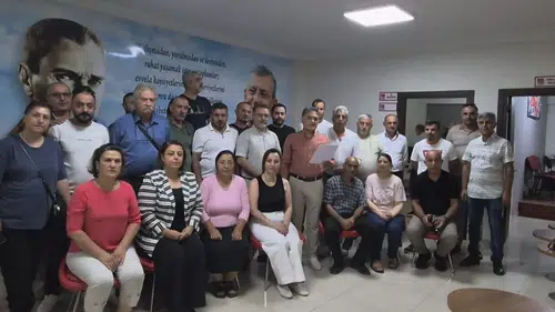 CHP Erzincan teşkilatında yaprak dökümü