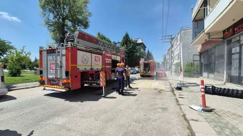 Eskişehir’de iş yeri yangını paniği
