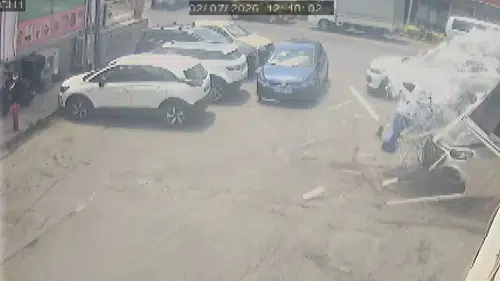 Sarıyerde kontrolden çıkan cip ortalığı savaş alanına çevirdi