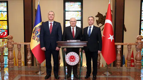 Bakan Güler Moldova heyetini Ankara’da ağırladı