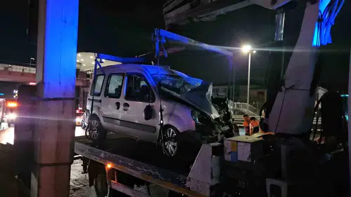 Küçükçekmece'de makas terörü trafiği felç etti
