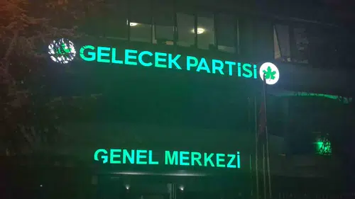 Ahmet Davutoğlu Gelecek Partisi ile yolları ayırıyor