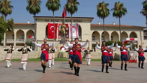 Mersin Kıbrıs Barış Harekatı’nın 52’nci yıl dönümünü kutladı