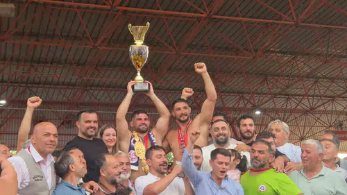 Kırkpınar er meydanında yeni başpehlivan Erkan Taş oldu