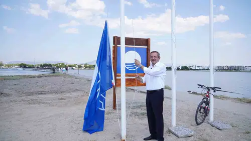 Ayvalık'ta yeni plaj sezonu uygun fiyatla açıldı