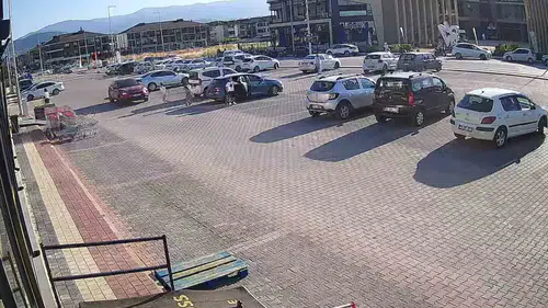 İnegöl'de yola fırlayan çocuğa cip çarptı