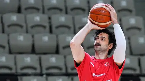 Beşiktaş'tan dev hamle: Artık siyah-beyazlı formayı giyecek