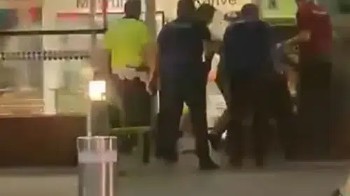 İzmir Havalimanı'nda bıçaklı dehşet