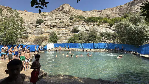 Mardin'de kavurucu sıcağa karşı doğal çözüm Beyazsu Vadisi